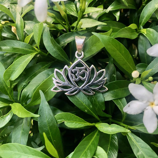 Ohm Buddhism Lotus Pendant/Necklace