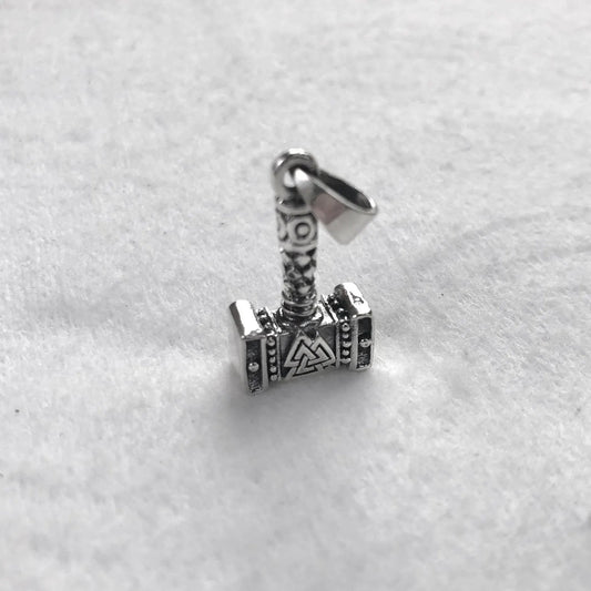 Thor's Hammer Mjölnir Pendant/Necklace
