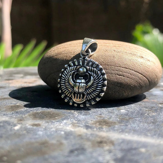 Scarab Egyptian Beetle Scarabaeus Amulet Pendant/Necklace