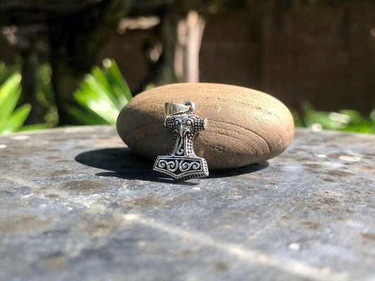 Tiny Thor's Hammer Viking Norse Pendant/Necklace