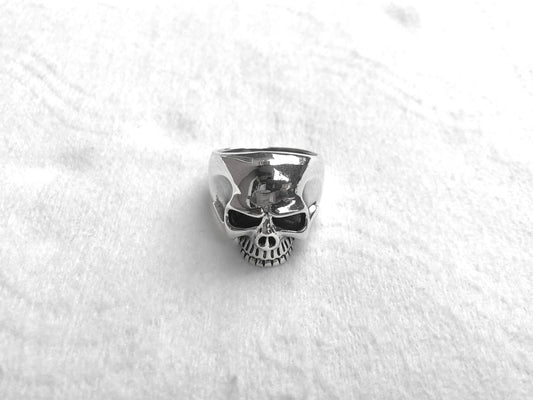Gothic Skull Ring
