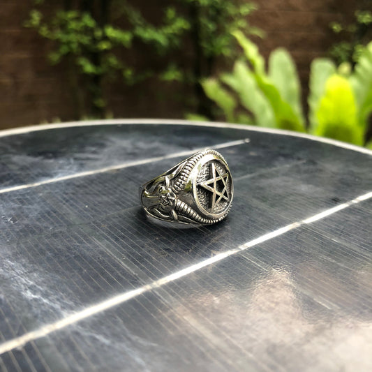Satanic Goat Head Pentagram Wiccan Ring