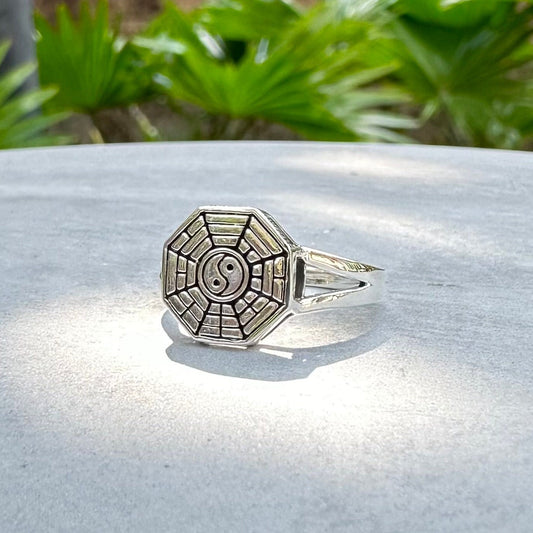 Yin & Yang Bagua Taijitu Chinese Philosophy Ring
