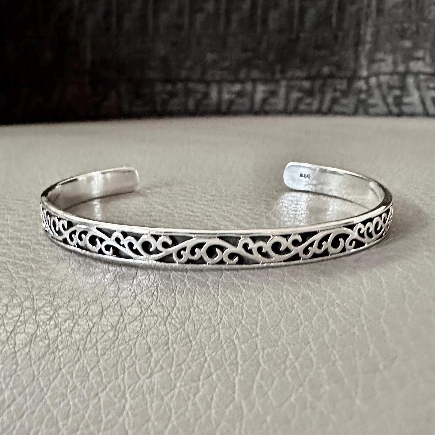 Bali Floral Hindi Flower Fashion Cuff Bracelet