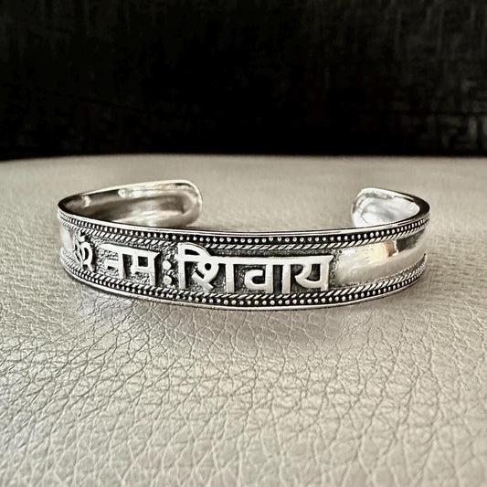 Ohm/Om Buddhism Hindi Symbol Sanskrit Talisman Cuff Bracelet