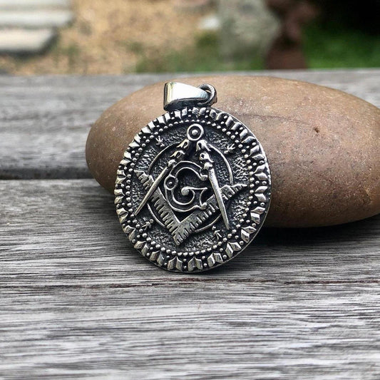 Freemason Masonic Illuminati Brotherhood Pendant/Necklace
