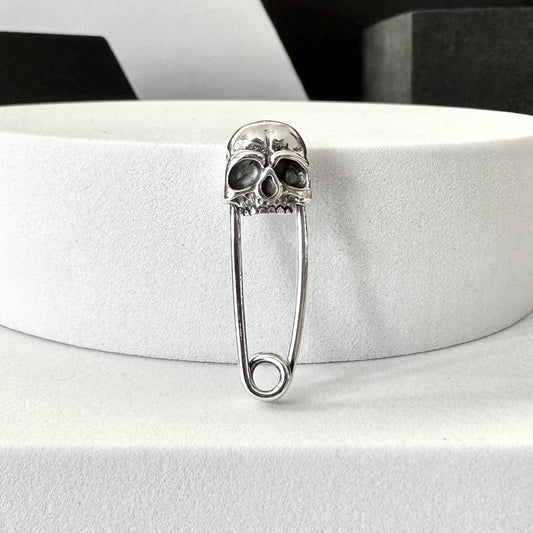 Skull Pin Gothic Biker Pirate Skull Bones Brooch
