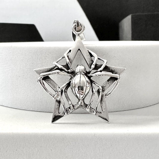 Pentagram Gothic Star Pentacle Spider Pendant/Necklace
