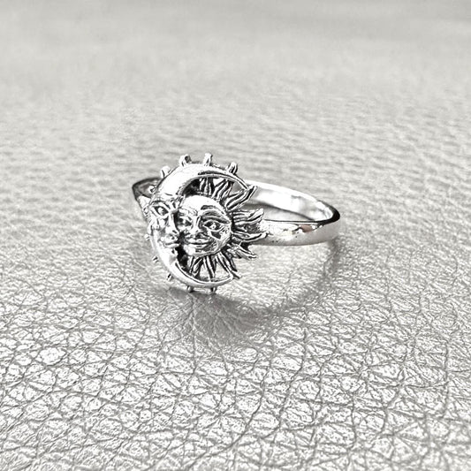 Crescent Moon and Sun Celtic Design Luna Ring