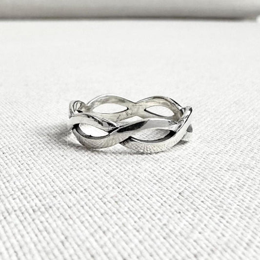 Infinity Celtic Knot Endless Viking Irish Ring