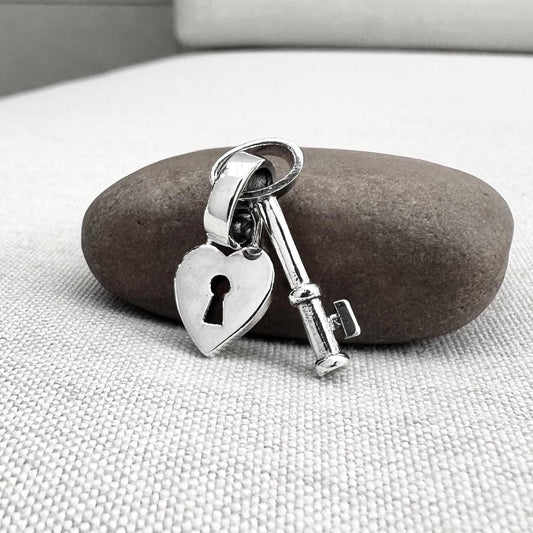 Heart Key & Lock Love Pendant/Necklace