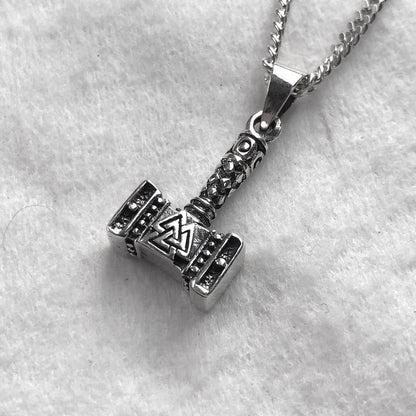 Thor's Hammer Mjölnir Pendant/Necklace
