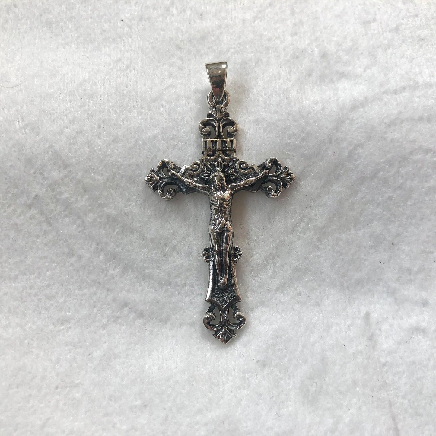Jesus Cross Crucifix Fluer De Lis Pendant/Necklace