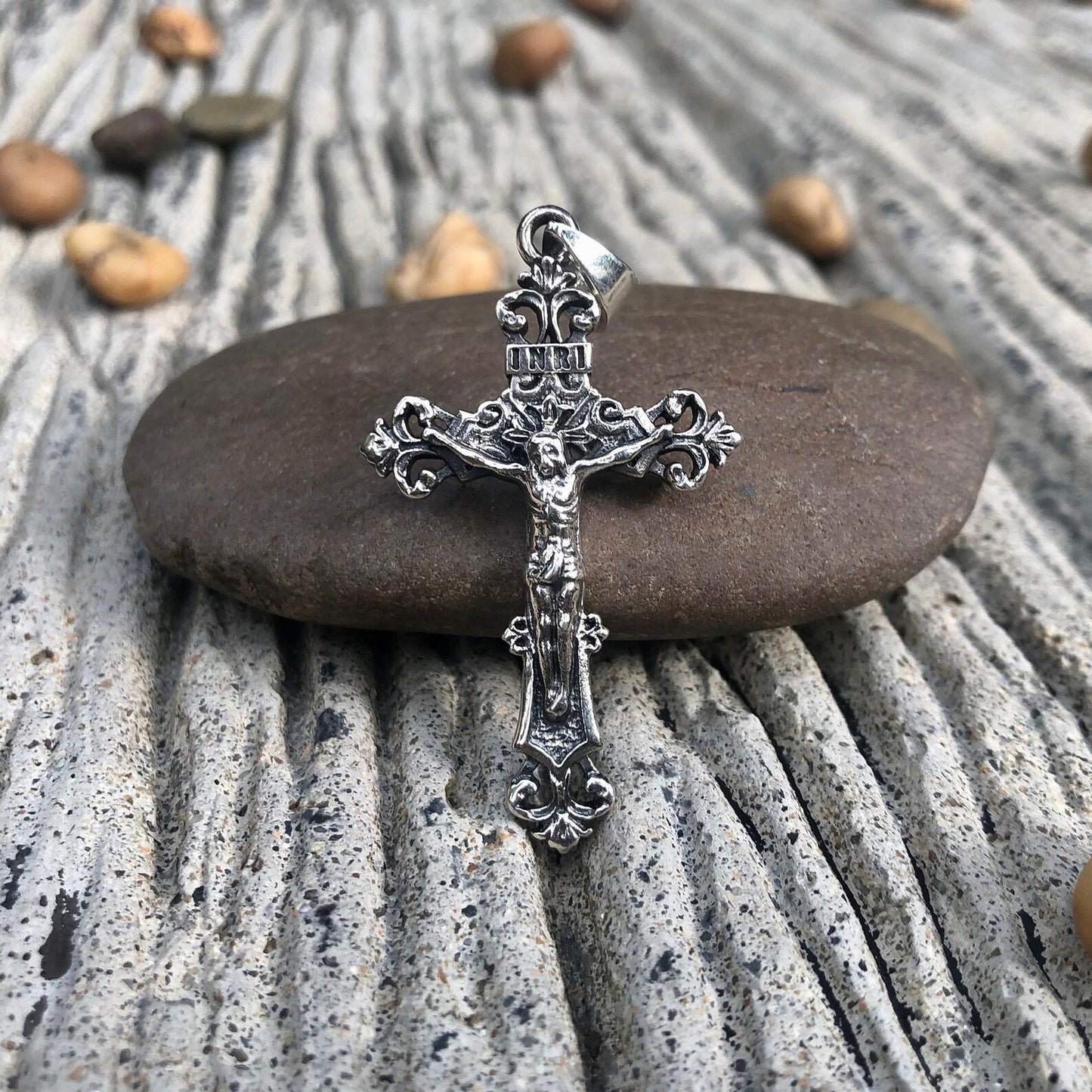 Jesus Cross Crucifix Fluer De Lis Pendant/Necklace