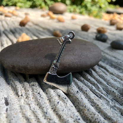 Thor's Hammer Mjölnir Pendant/Necklace