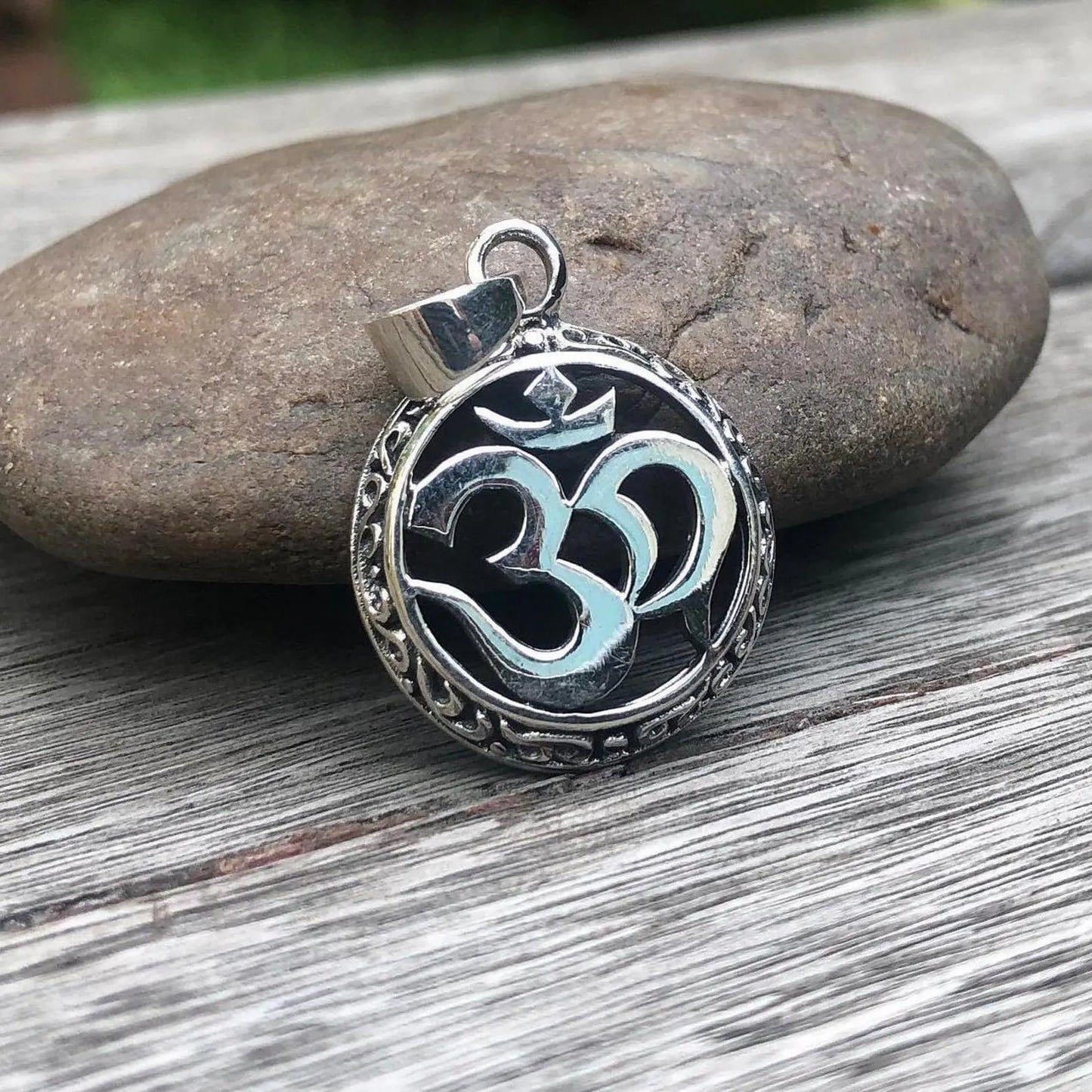 Ohm Hindi Sanskrit Pendant/Necklace