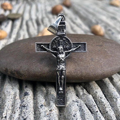 Crucifix Cross Jesus Pendant/Necklace