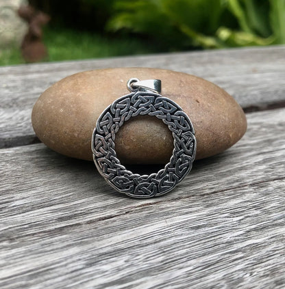 Celtic Infinity Knot Viking Pendant/Necklace