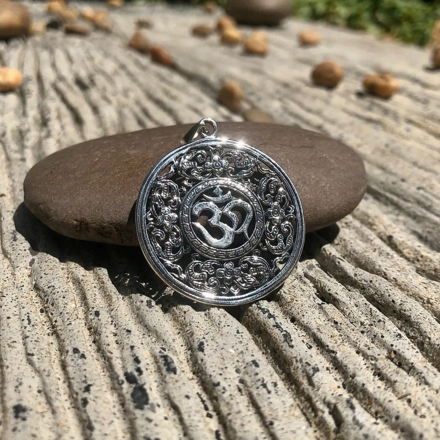 Ohm Mandala Buddhism Hindi Pendant/Necklace