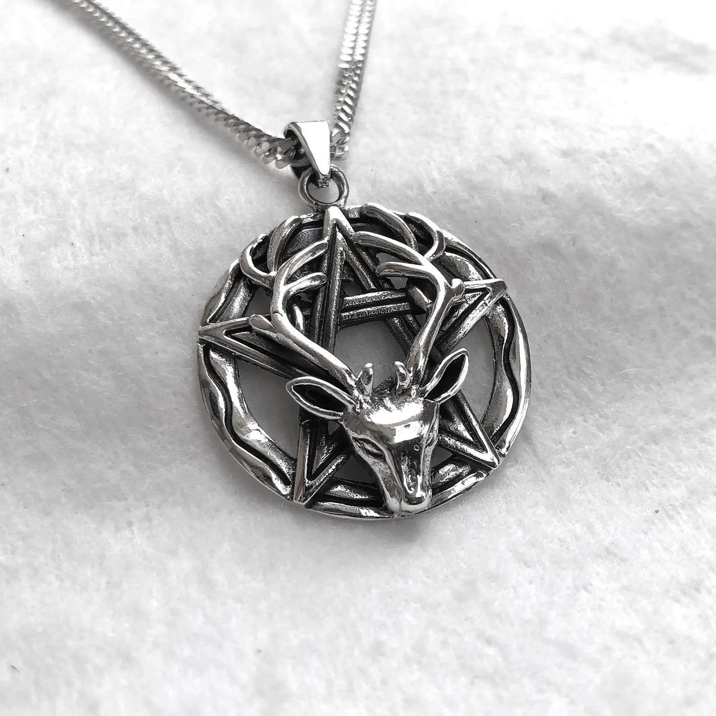 Eikthyrnir Viking Deer God Pendant/Necklace