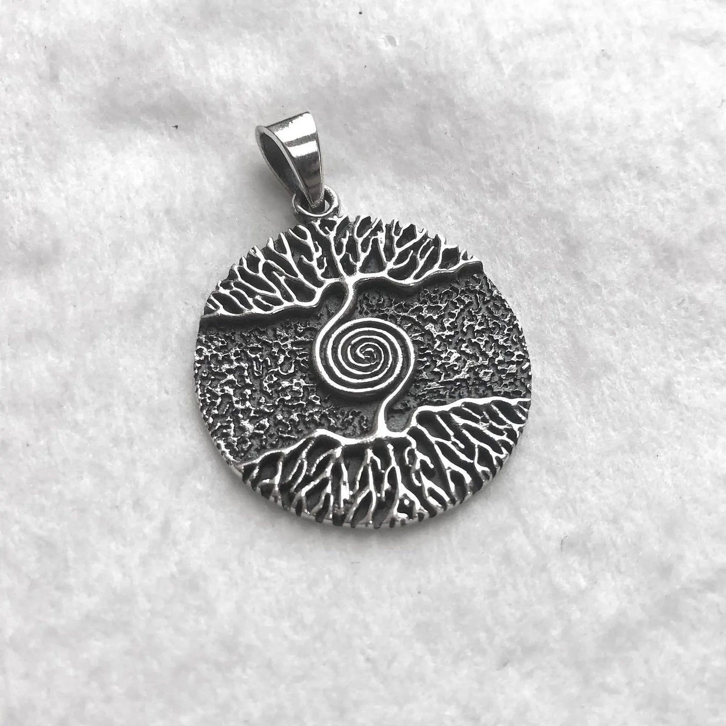 Tree of Life Viking Yggdrasil Pendant/Necklace