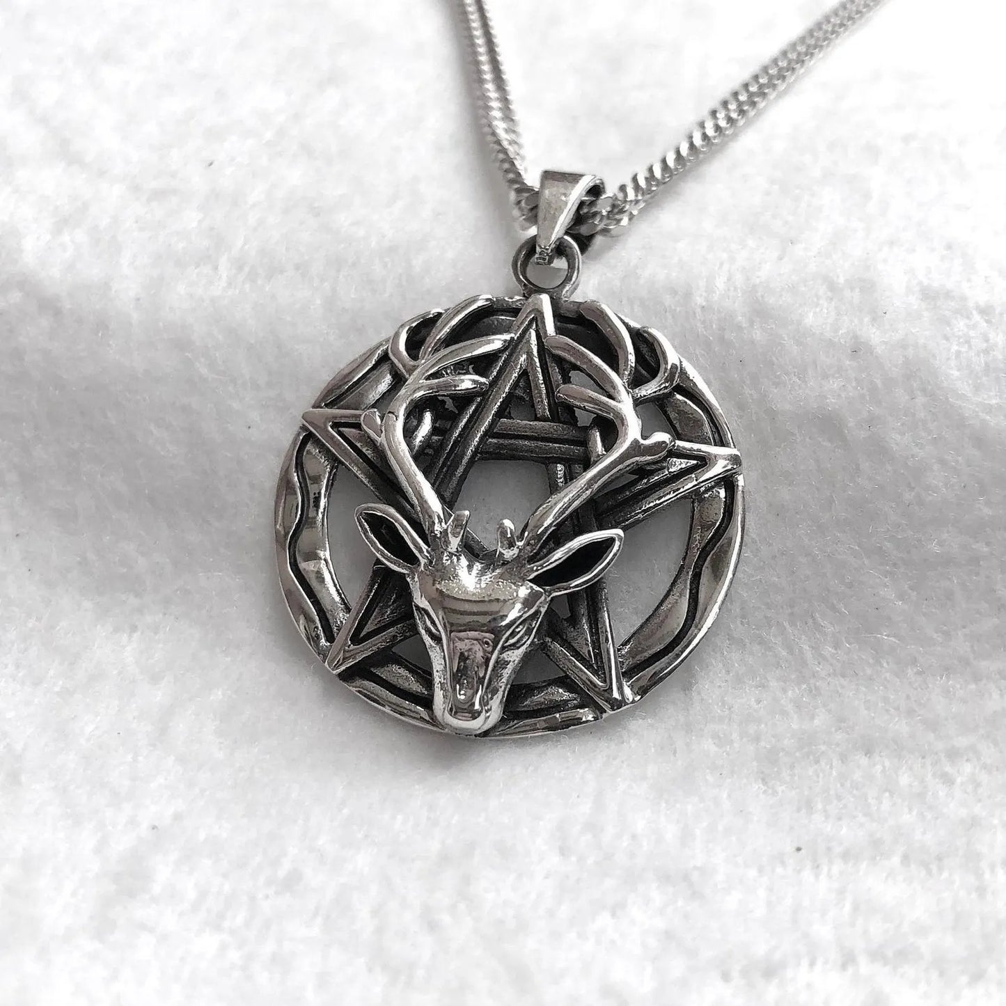 Eikthyrnir Viking Deer God Pendant/Necklace
