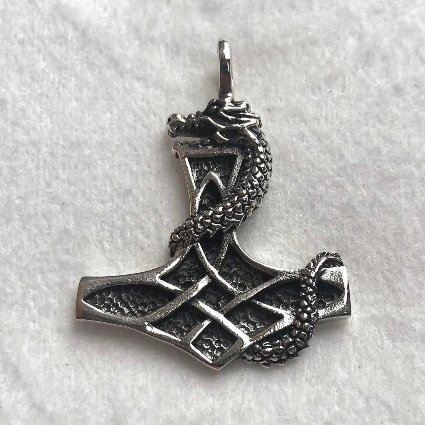 Thor's Hammer Viking Mjolnir Pendant/Necklace