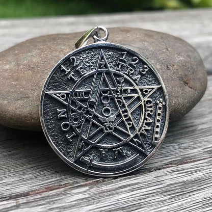 Tetragrammaton Pentagram YHVH Hebrew Pendant/Necklace