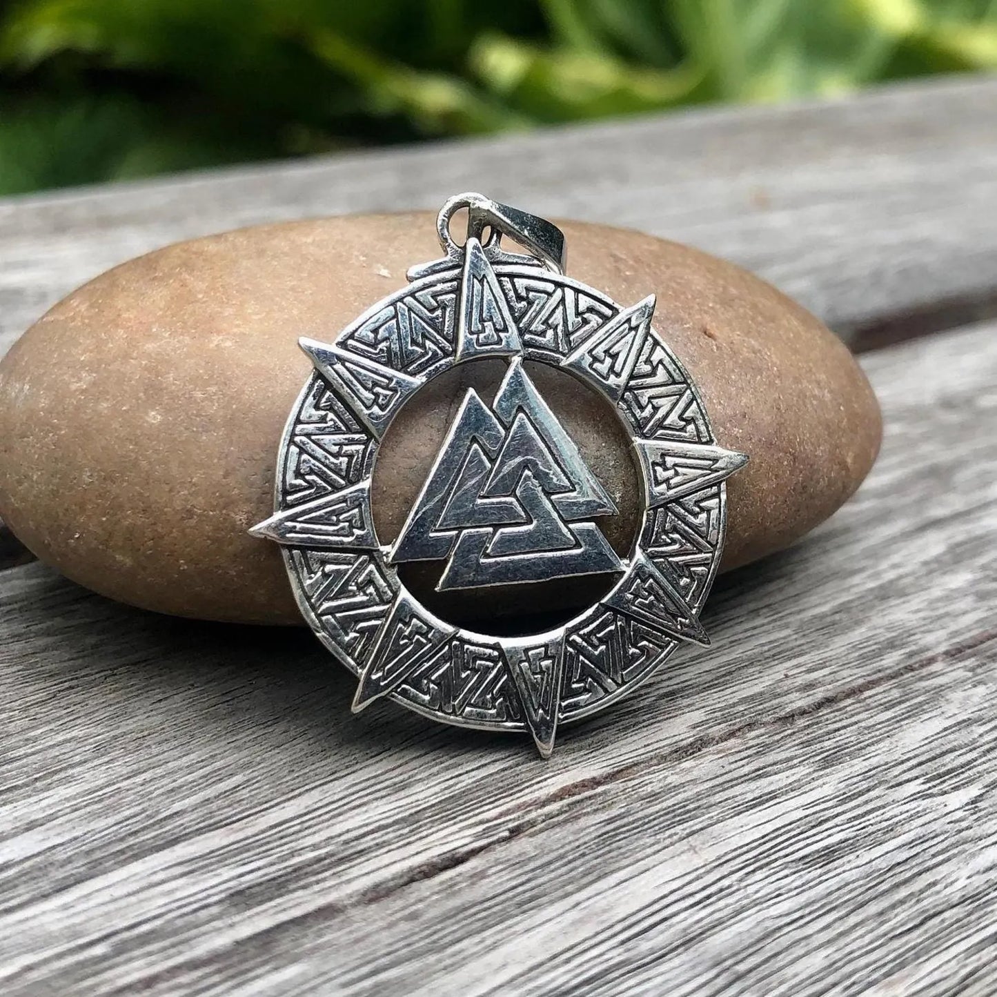 Viking Valknut Celtic Triangle Knot Pendant/Necklace