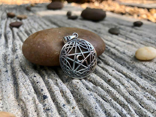 Pentagram Celtic Design, Crescent Moon, Pentacle, Wiccan Pendant/Necklace