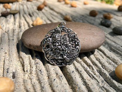 Odin & huginn muninn raven companion Celtic Pendant/Necklace