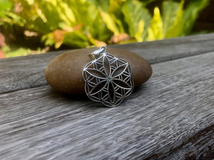 Flower of Life Pendant/Necklace