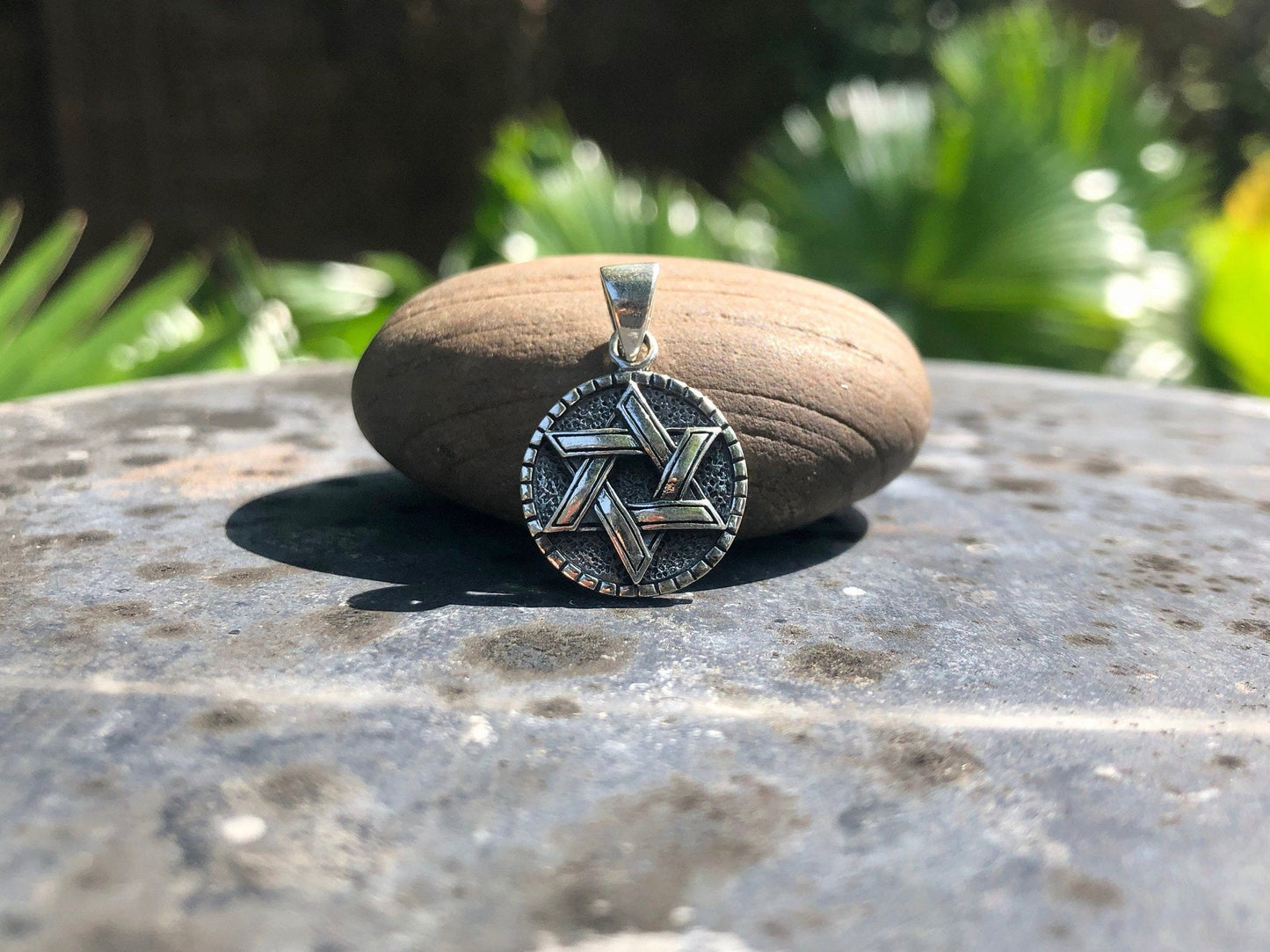 Tiny Star of David Jewish, Judaism Pendant/Necklace