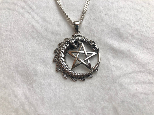 Encircle Pentagram Wiccan Pendant/Necklace