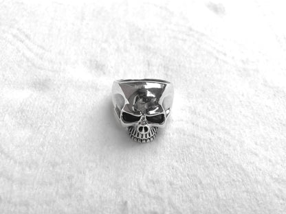 Gothic Skull Ring