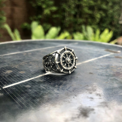 Boat Wheel & Anchor Ring