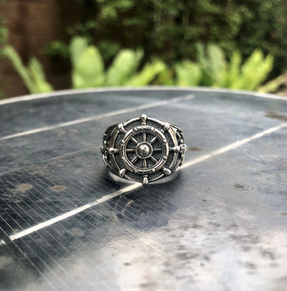 Boat Wheel & Anchor Ring