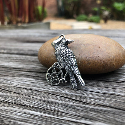 Pentagram Wiccan Raven Pendant/Necklace