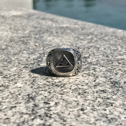 Egypt Eye of Horus Egyptian Pyramid Unisex Ring