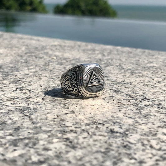 Egypt Eye of Horus Egyptian Pyramid Unisex Ring