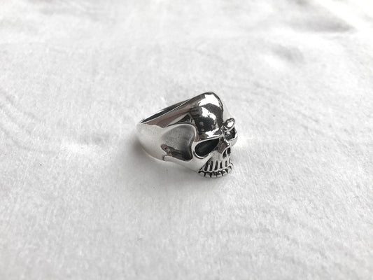 Gothic Skull Ring