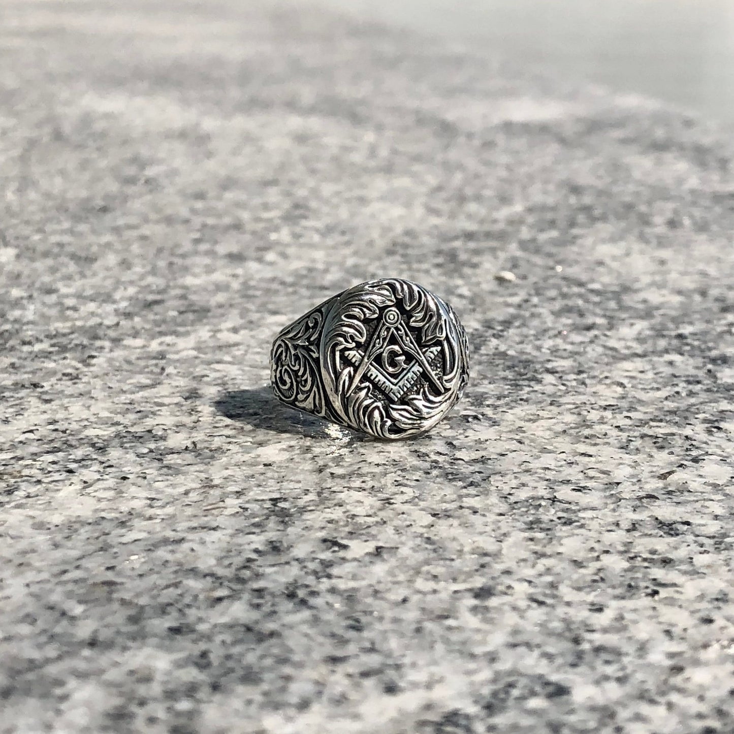 Square & Compass Illuminati Brotherhood Masonic Unisex Ring
