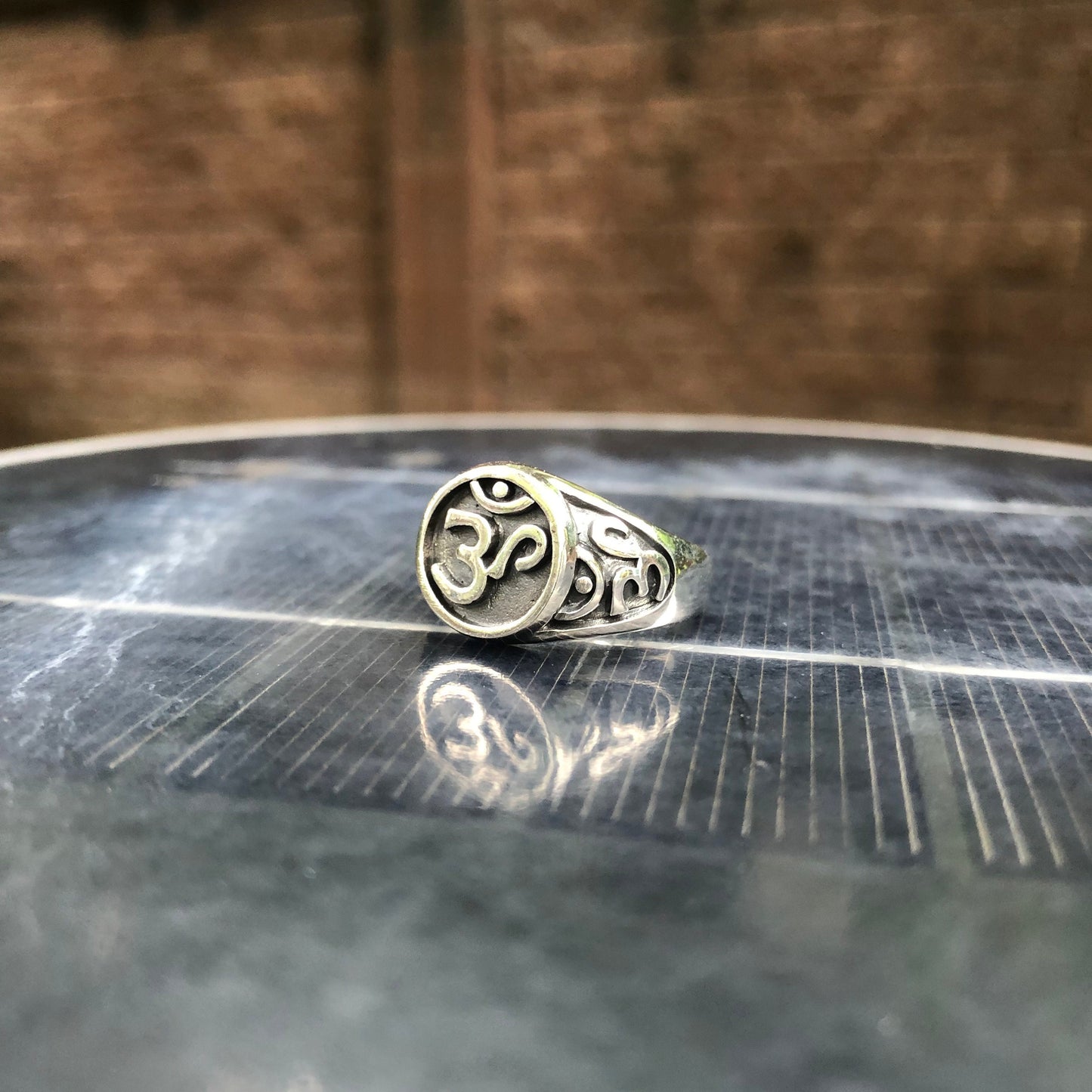Om/Ohm Ring