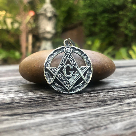 Freemason Masonic Illuminati Pendant/Necklace