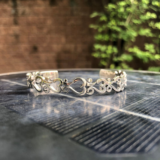 Om/Ohm Buddhism & Hinduism Symbol Cuff Brcelet