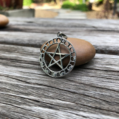 5-pointed Star Pentagram Crescent Moon Pendant/ Necklace