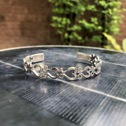 Om/Ohm Buddhism & Hinduism Symbol Cuff Brcelet