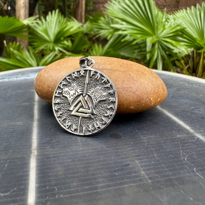 Viking Wolf Fenrir Norse Valknut Pendant/Necklace