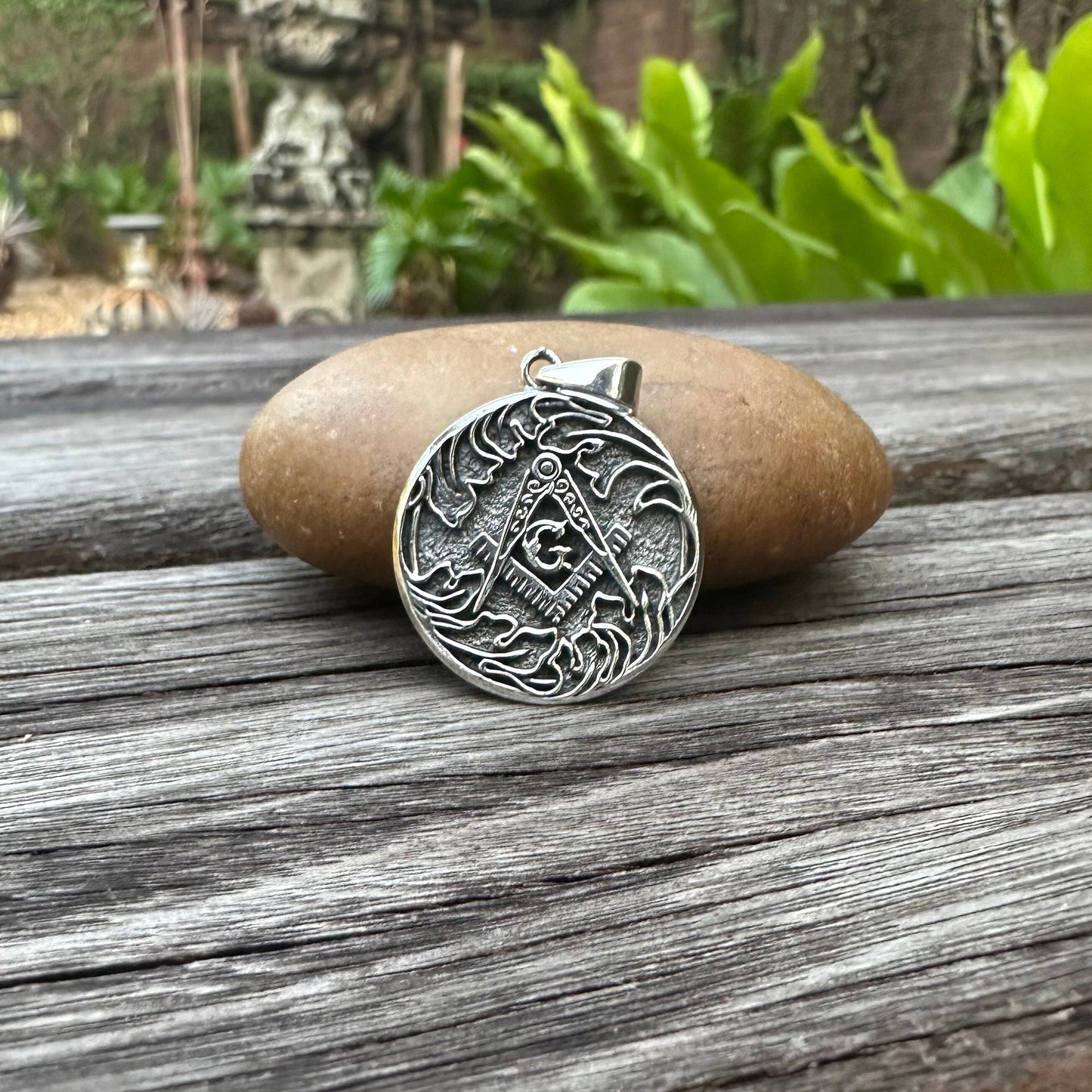 Freemason Illuminati Masonic Pendant/Necklace