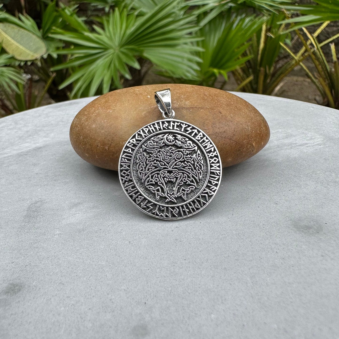Viking Fenrir Wolf Norse Pendant/Necklace